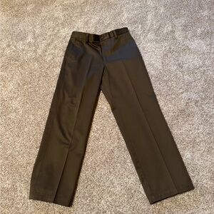 Dockers Men's dark olive Dress Pants 30 x 30. New without tags